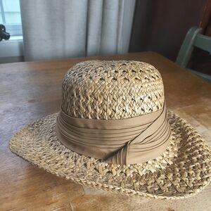 Stylish Straw Hat with Tan Band
